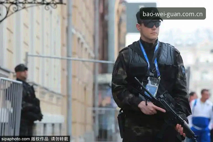 世界杯安保策略创新评测：从40人到3人的降维变革——宝威体育平台用户孙鹏的深度观察 -->